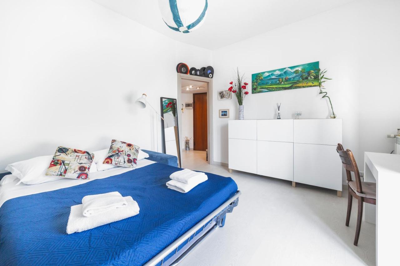 Apartamento Precotto Comfortable Flat With Balcony Milán Exterior foto